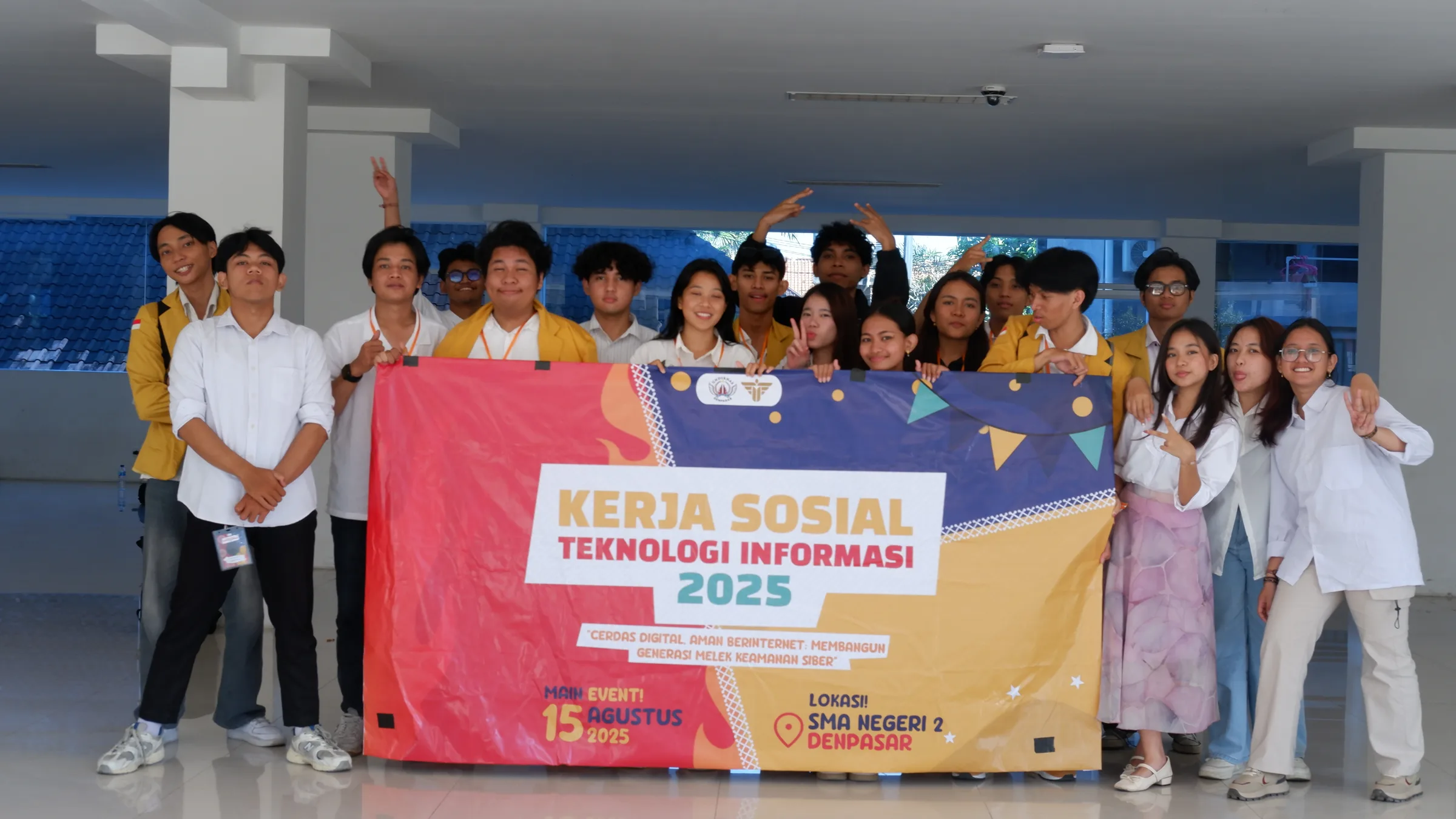 Dokumentasi kegiatan Himpunan Mahasiswa Teknologi Informasi